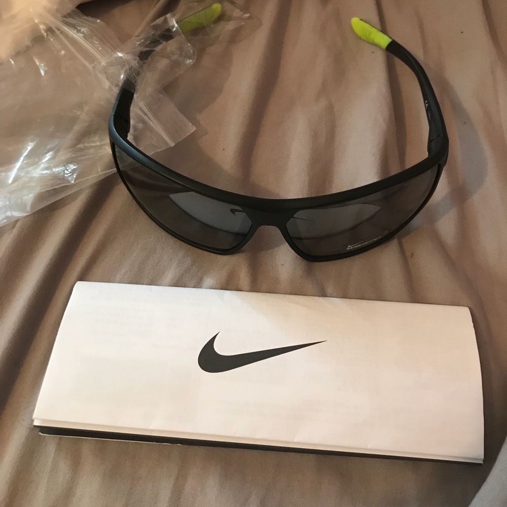 NIke ignition sunglasses